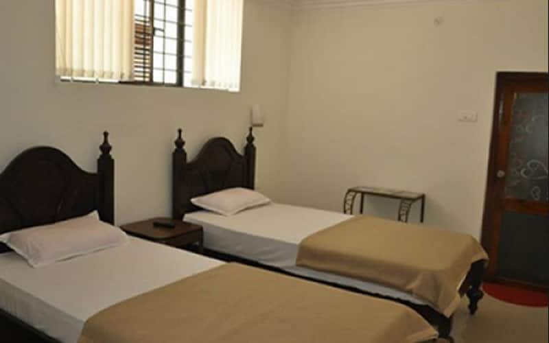Hotel Suraaj Palace, Ooty 5